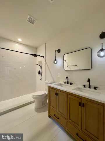 $2,500 | 3401 Glenmore Avenue, Baltimore, MD 21214