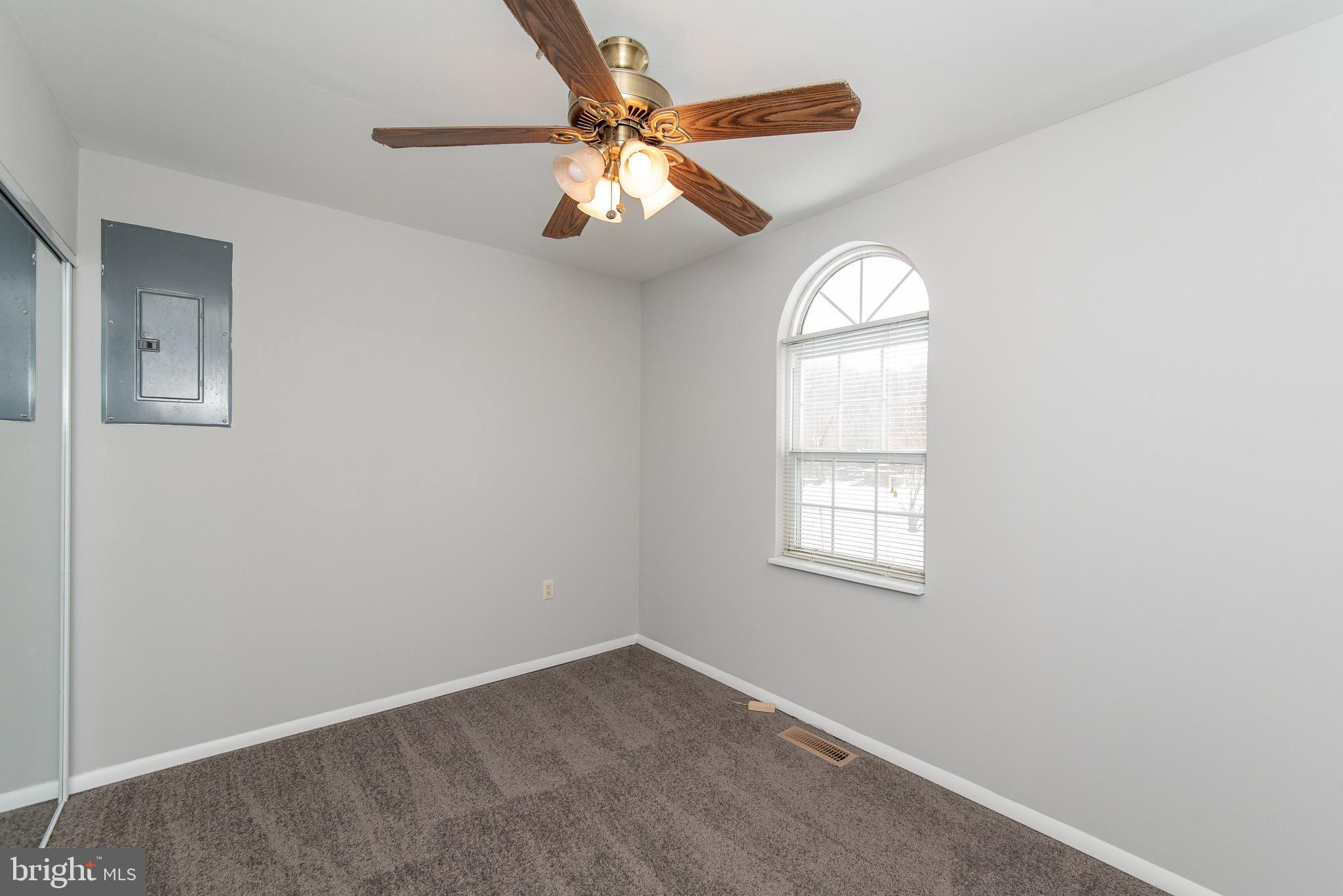 129 Wilgate Road Owings Mills, MD 21117 - Photo 16 of 42 Gallery Image 16