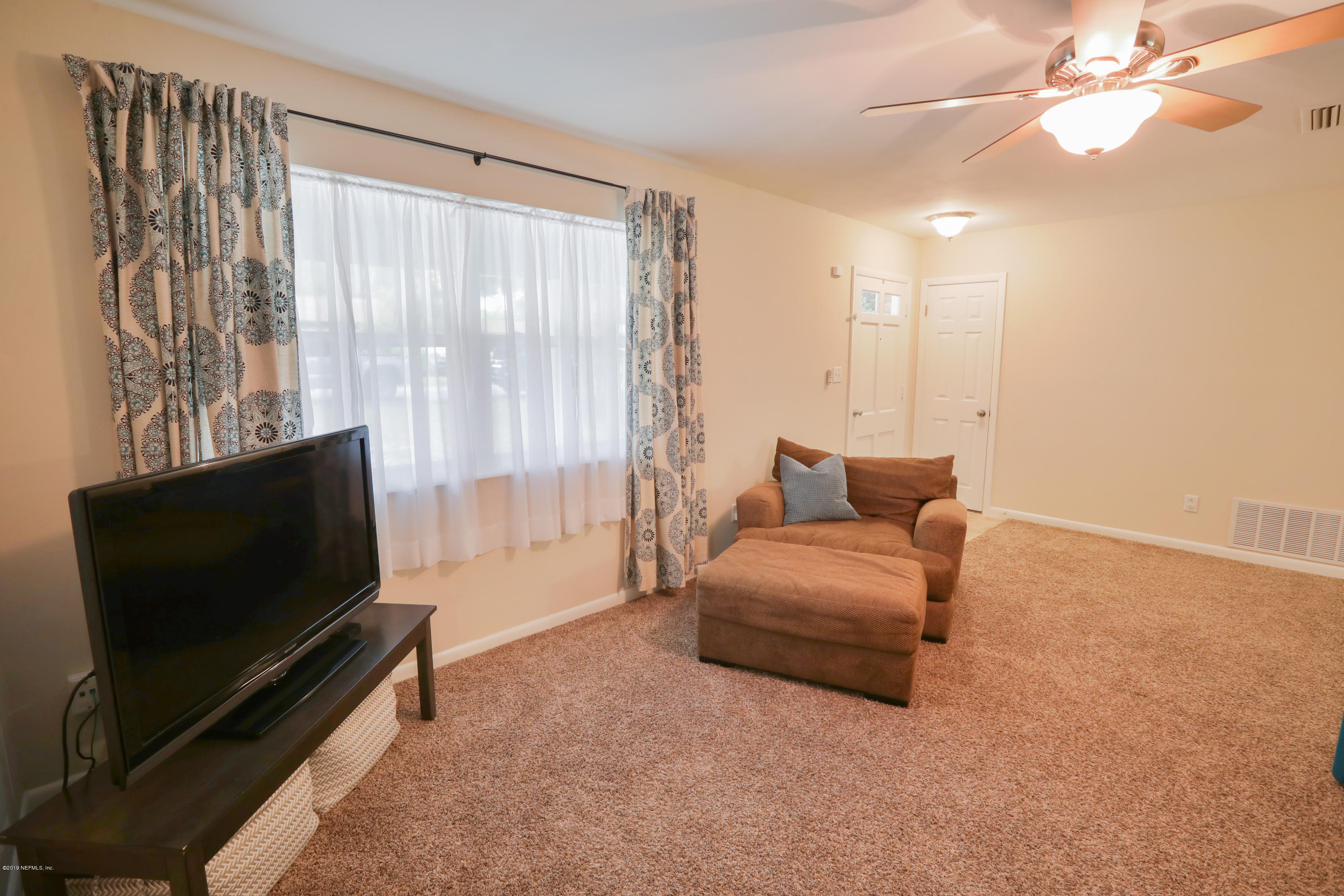 4520 Hartman Road Jacksonville, FL 32225 - Photo 6 of 21 657A7087, 657A7088