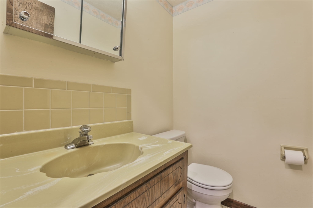 101 Drummer Road, Unit 101 Acton, MA 01720 - Photo 15 of 31 a bathroom with a sink and a toilet