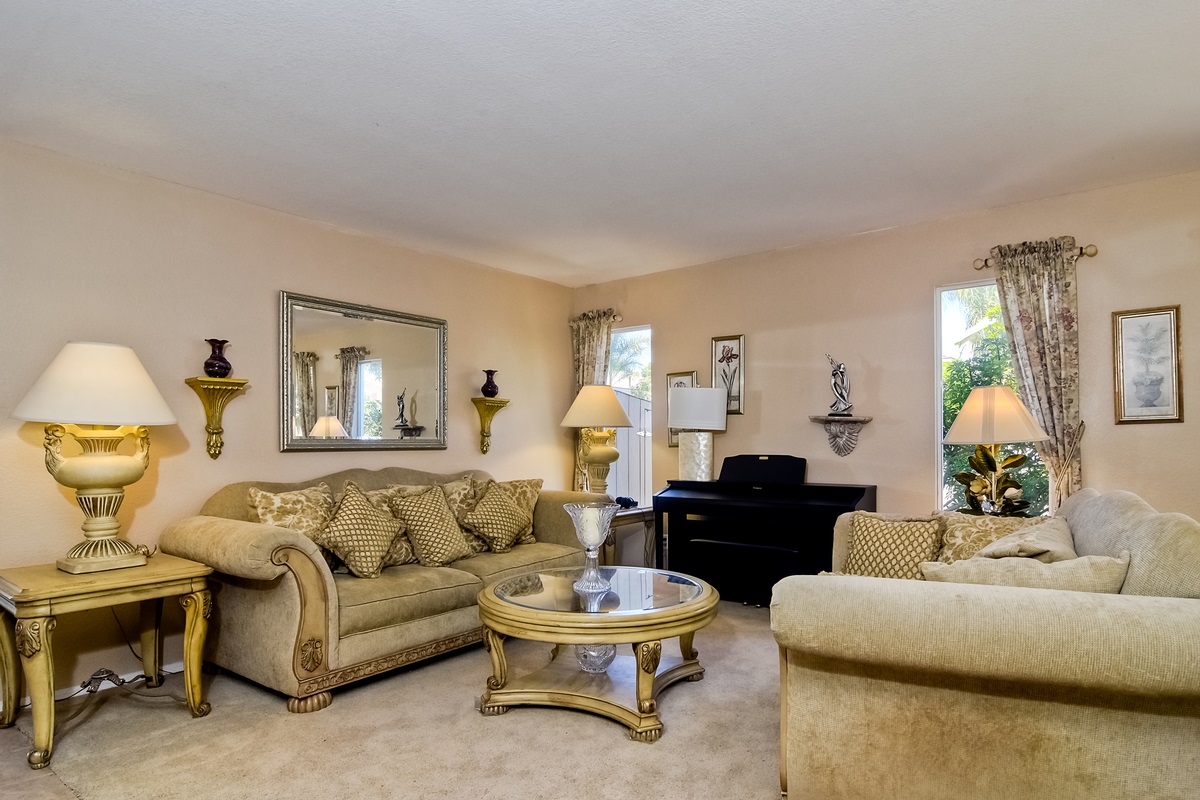 4349 Forest Ranch Way Oceanside, CA 92057 - Photo 3 of 25