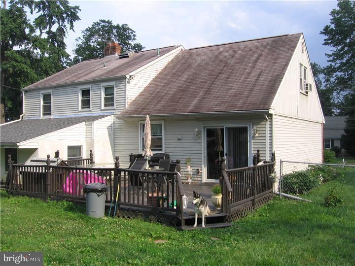555 Lamp Post Lane Aston, PA 19014 - Photo 10 of 12 Gallery Image 10