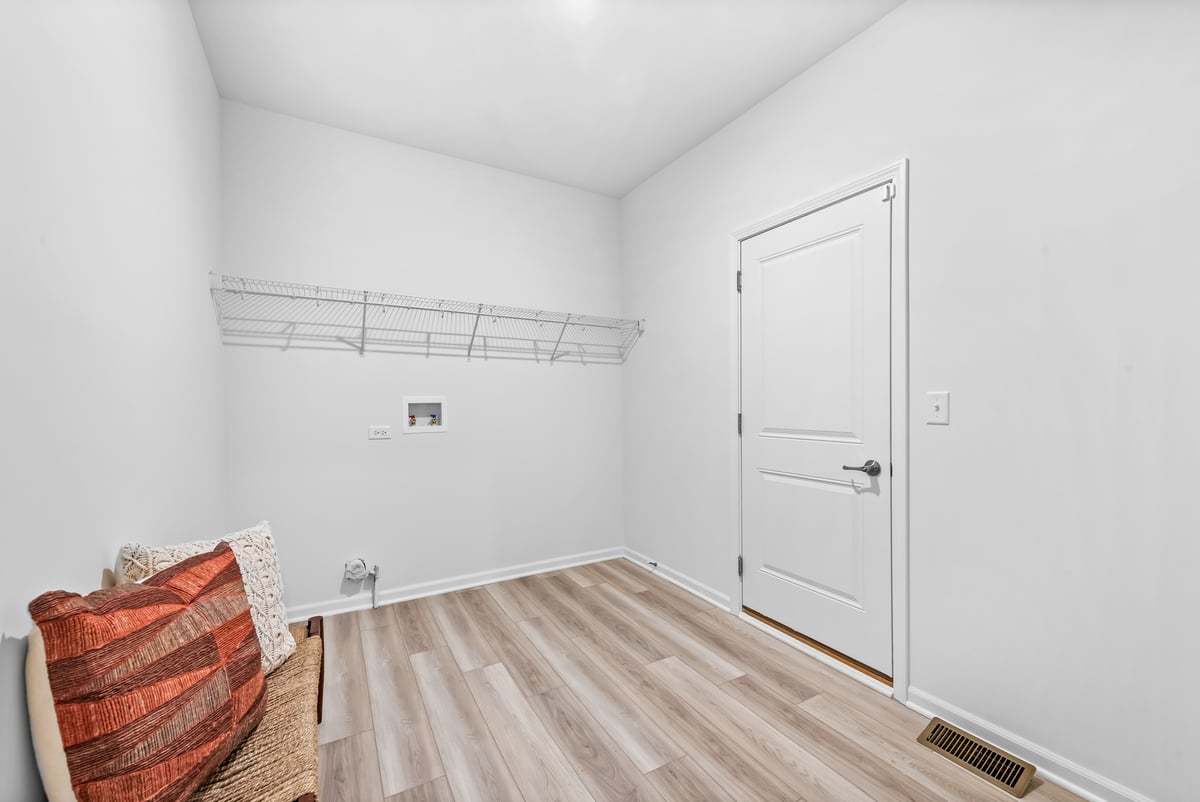 1365 Gast Road Hampshire, IL 60140 - Photo 19 of 30 Gallery Image 19