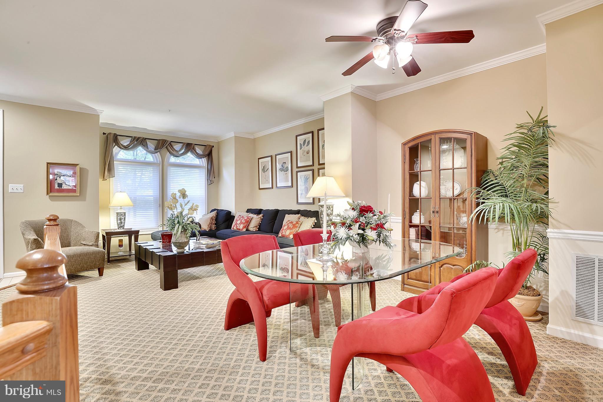 10222 Rutland Round Road, Unit 29 Columbia, MD 21044 - Photo 5 of 28 Living/Dining Combination