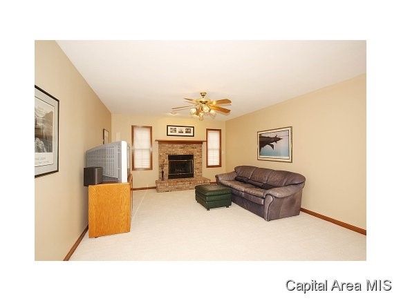2608 Haverford Road Springfield, IL 62704 - Photo 4 of 24