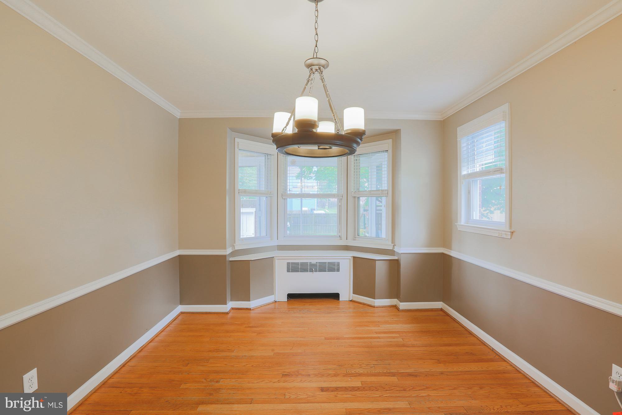 3743 Clarinth Road Baltimore, MD 21215 - Photo 4 of 16 dining room