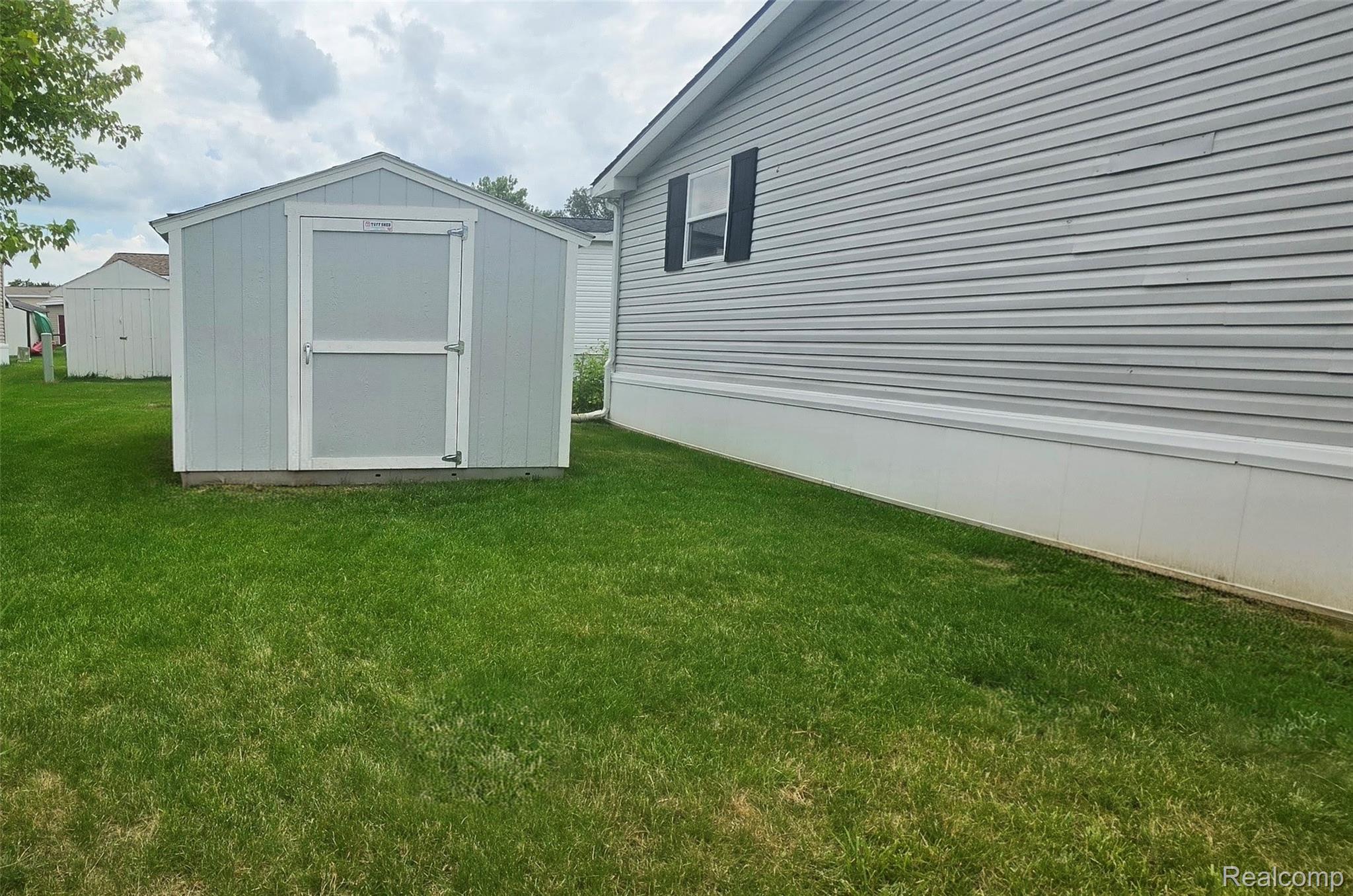 128 Chinkapin Rill Fenton, MI 48430 - Photo 22 of 25 Shed