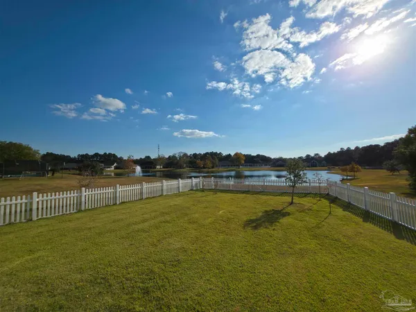 $459,900 | 5642 Dunbar Circle, Milton, FL 32583
