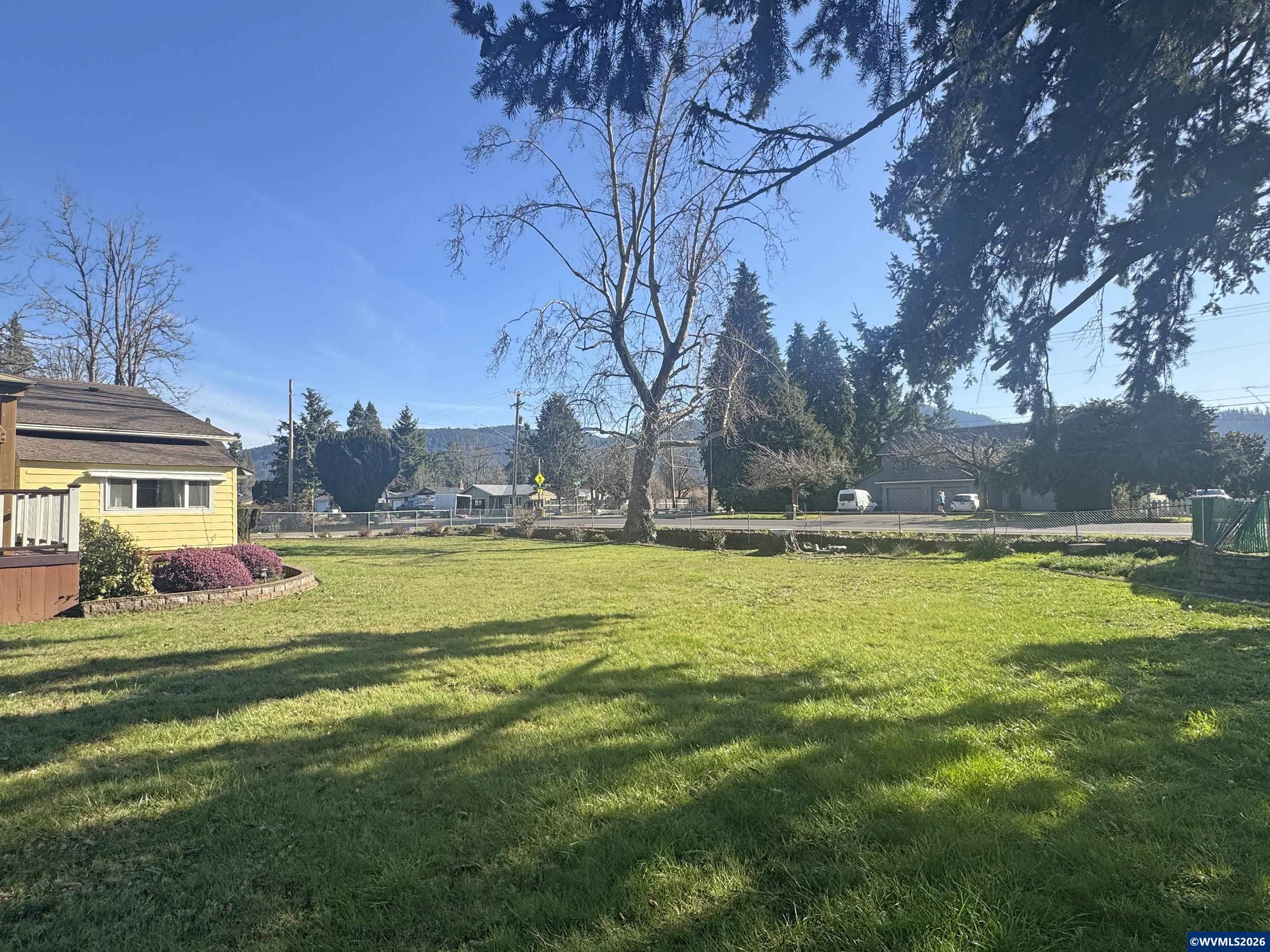6898 Thurston Road Springfield, OR 97478 - Photo 35 of 37