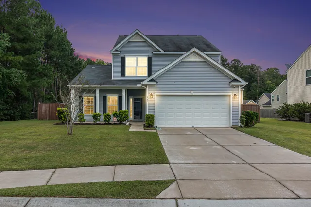 $384,999 | 424 Gianna Lane, Goose Creek, SC 29445