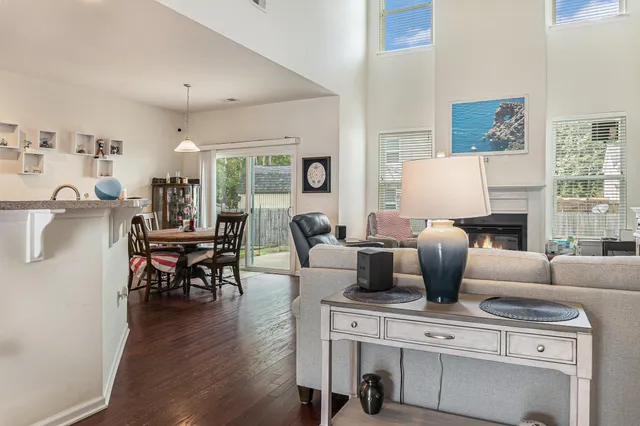 $384,999 | 424 Gianna Lane, Goose Creek, SC 29445