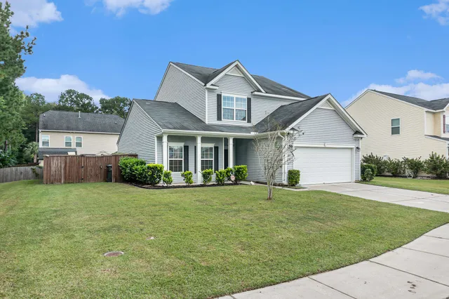 $384,999 | 424 Gianna Lane, Goose Creek, SC 29445
