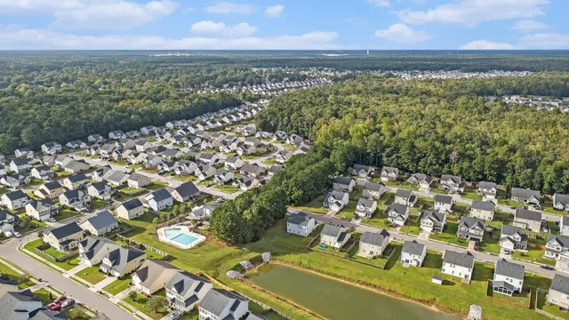 $384,999 | 424 Gianna Lane, Goose Creek, SC 29445