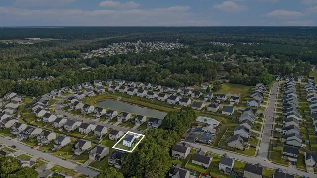 $384,999 | 424 Gianna Lane, Goose Creek, SC 29445