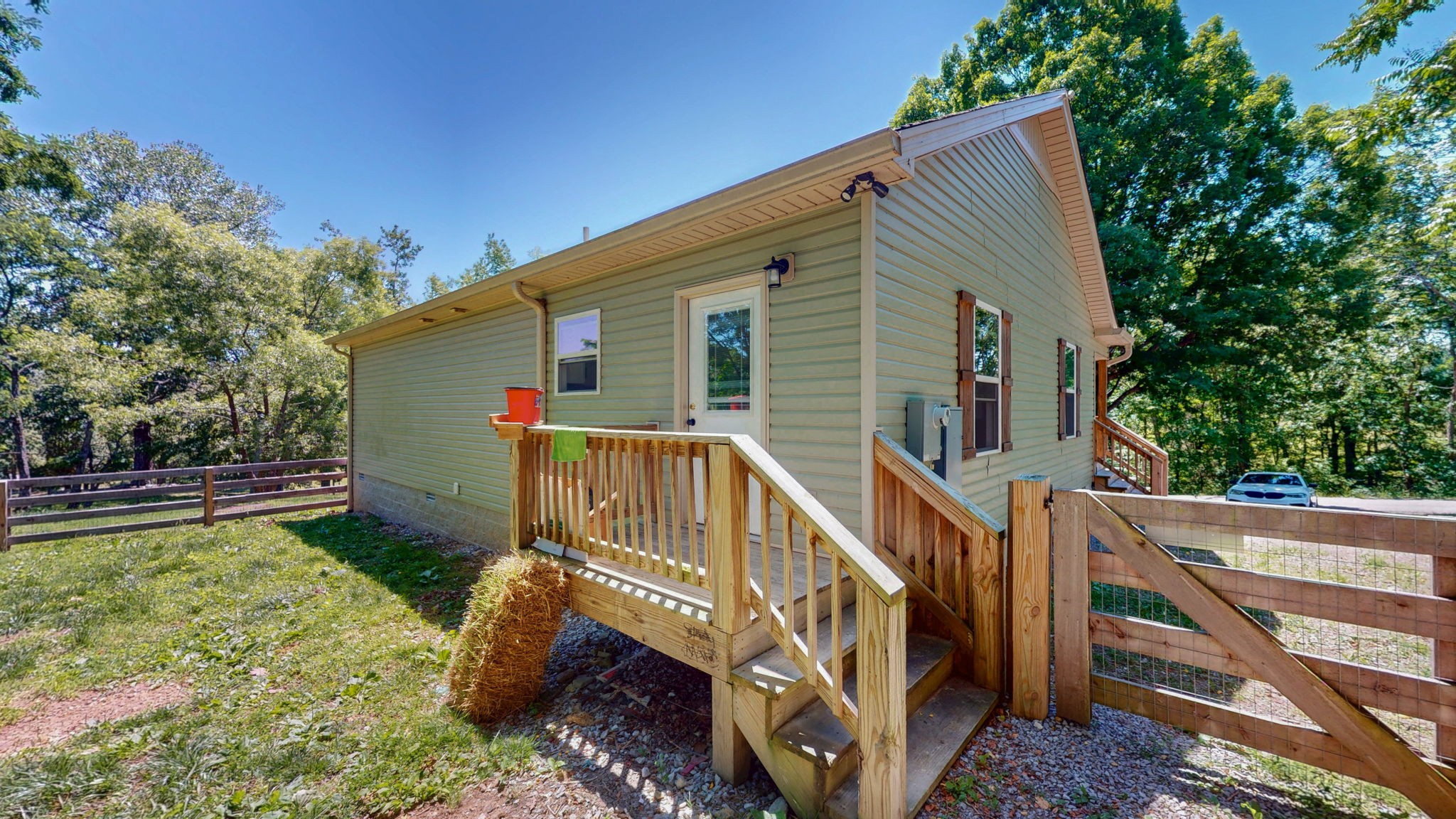 695 Hog Back Ridge Road Bethpage, TN 37022 - Photo 7 of 28