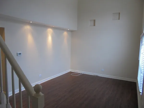 $1,895 | 3335 Southport Drive, Island Lake, IL 60042