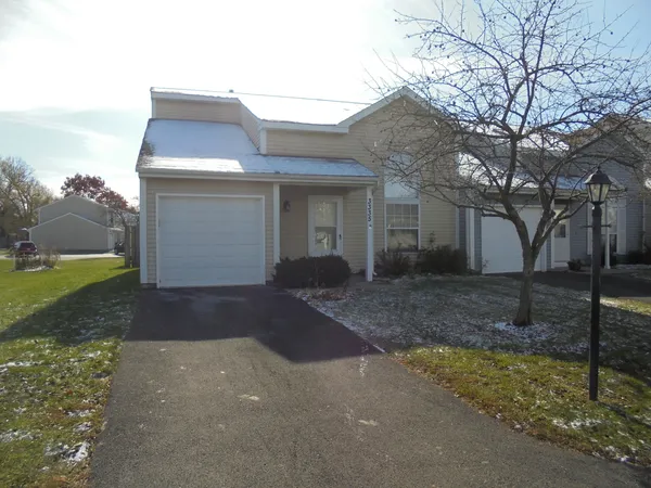 $1,895 | 3335 Southport Drive, Island Lake, IL 60042