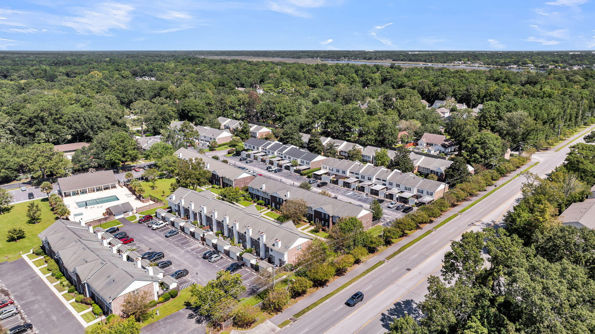 2912 Oxford Place Charleston, SC 29414 - Photo 35 of 60 CREM - 2912 Oxford Pl + Aerials + Amenit