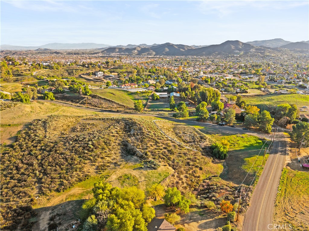 23930 Beverly Drive Menifee, CA 92587 - Photo 6 of 18 a view of an ocean