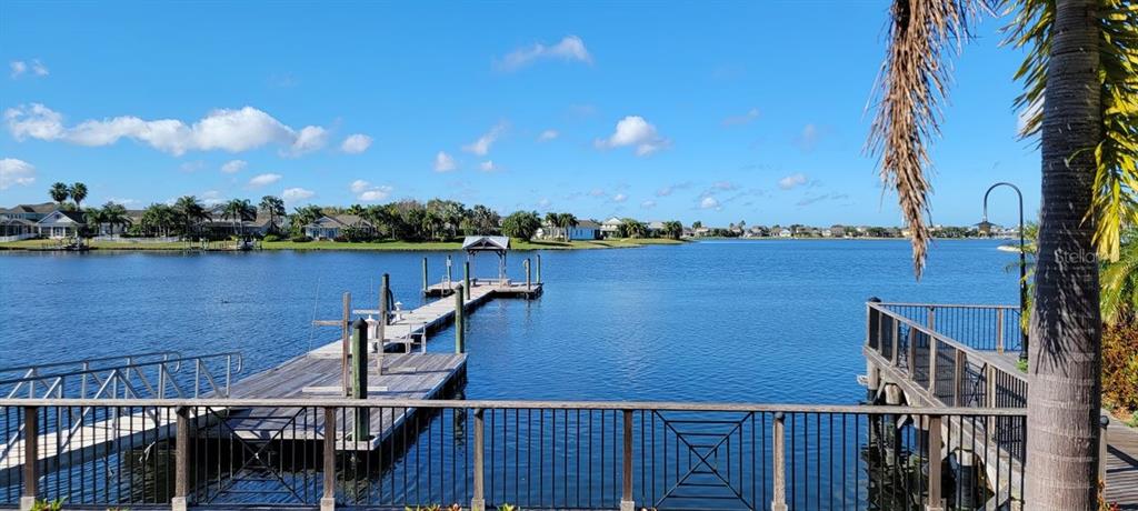 204 Shell Creek Court Apollo Beach, FL 33572 - Photo 29 of 39