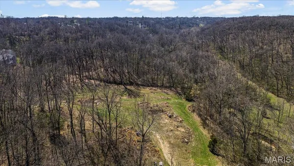 $269,900 | 2955 Greenwood Drive, High Ridge, MO 63049