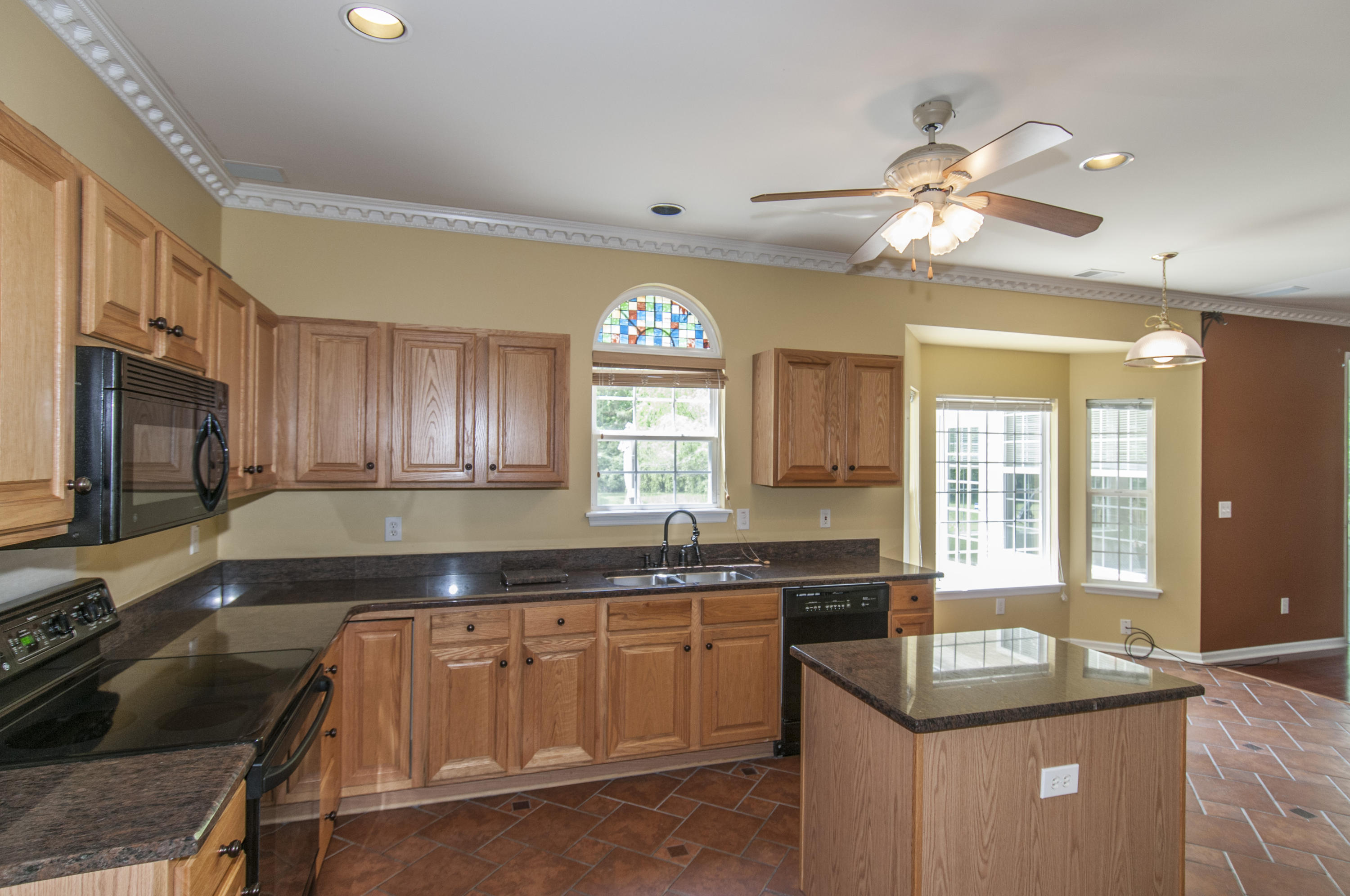 159 Oakbluff Road Summerville, SC 29485 - Photo 14 of 41 _DSC8684