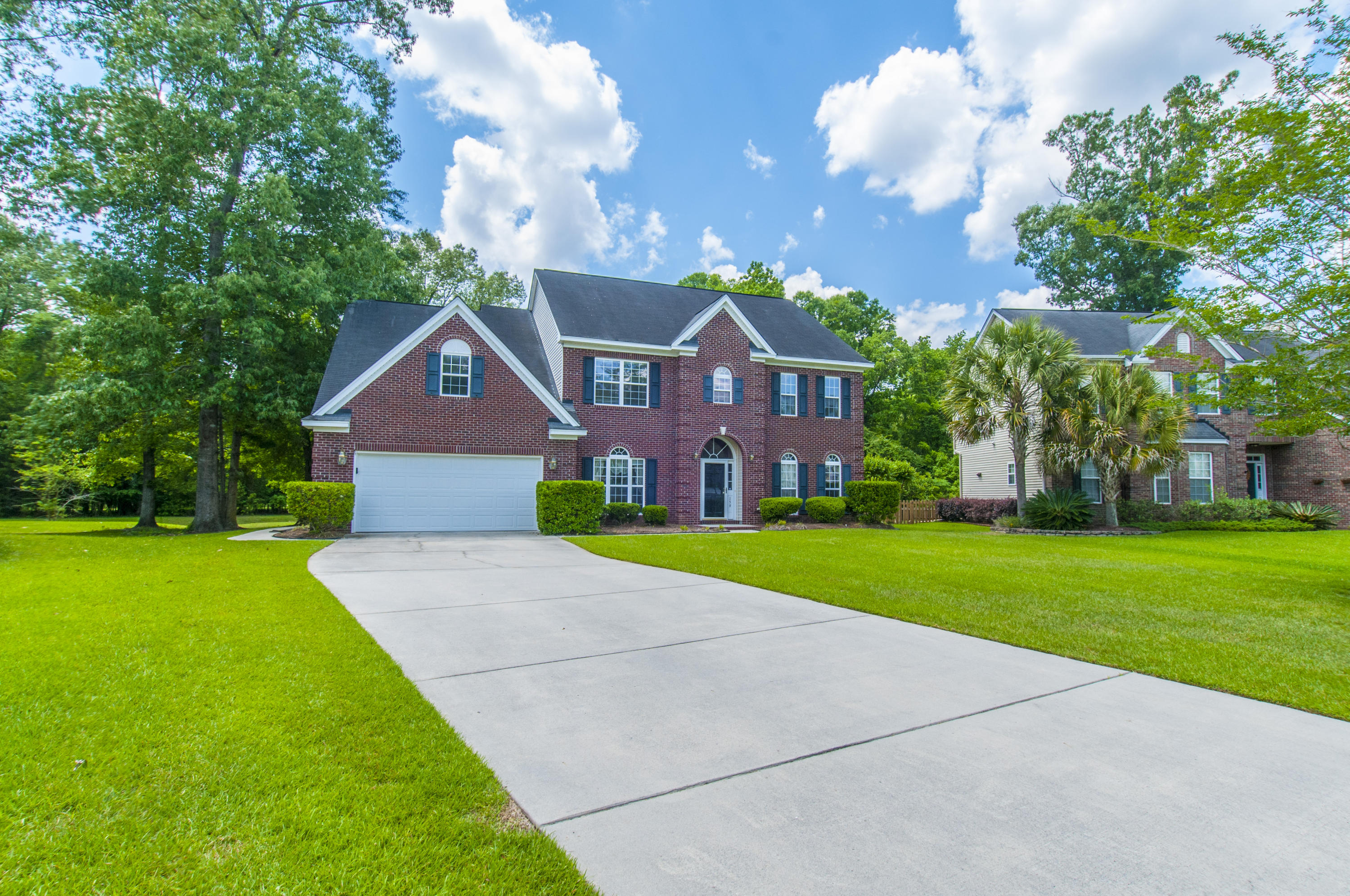 159 Oakbluff Road Summerville, SC 29485 - Photo 3 of 41 _DSC8670