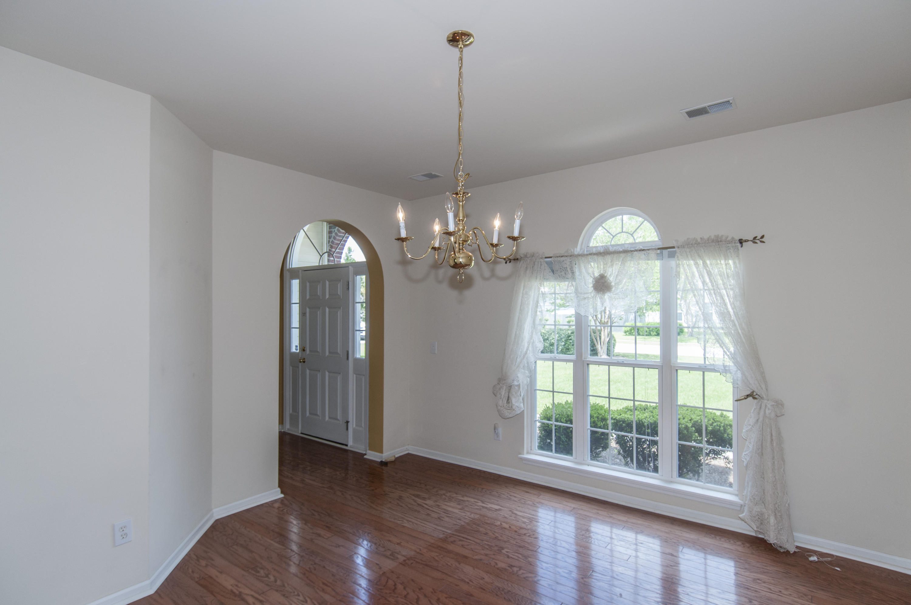 159 Oakbluff Road Summerville, SC 29485 - Photo 9 of 41 _DSC8678