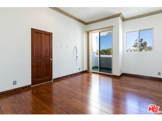 29221 Heathercliff Road, Unit 12 Malibu, CA 90265 - Photo 12 of 17