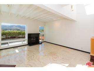 29221 Heathercliff Road, Unit 12 Malibu, CA 90265 - Photo 3 of 17