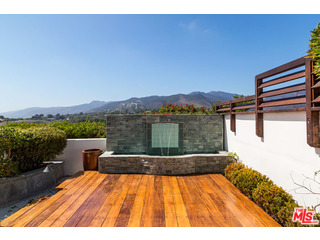 29221 Heathercliff Road, Unit 12 Malibu, CA 90265 - Photo 8 of 17