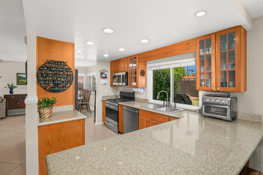 9719 Button Street Santee, CA 92071 - Photo 10 of 36