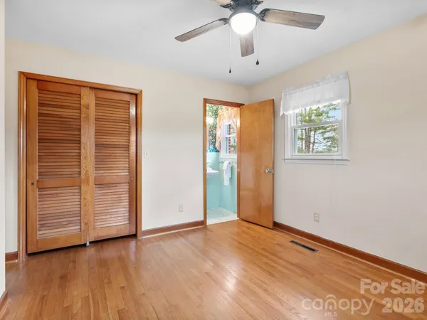 $389,000 | 608 South Buena Vista Drive, Hendersonville, NC 28792