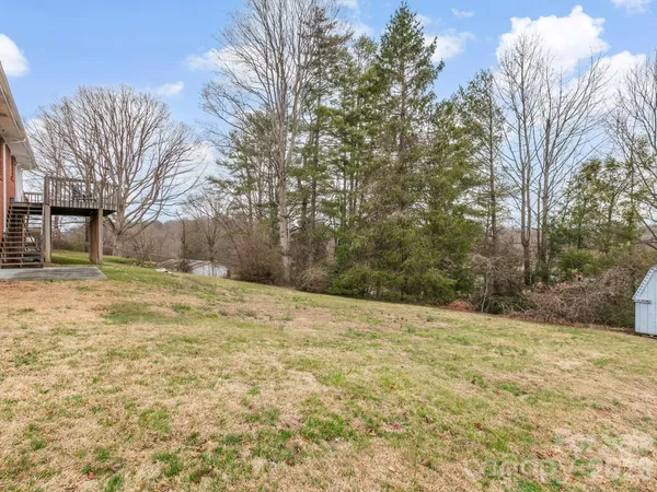 $389,000 | 608 South Buena Vista Drive, Hendersonville, NC 28792
