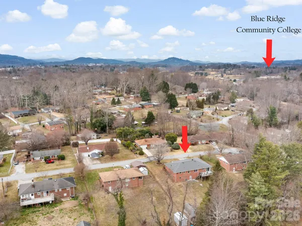 $389,000 | 608 South Buena Vista Drive, Hendersonville, NC 28792