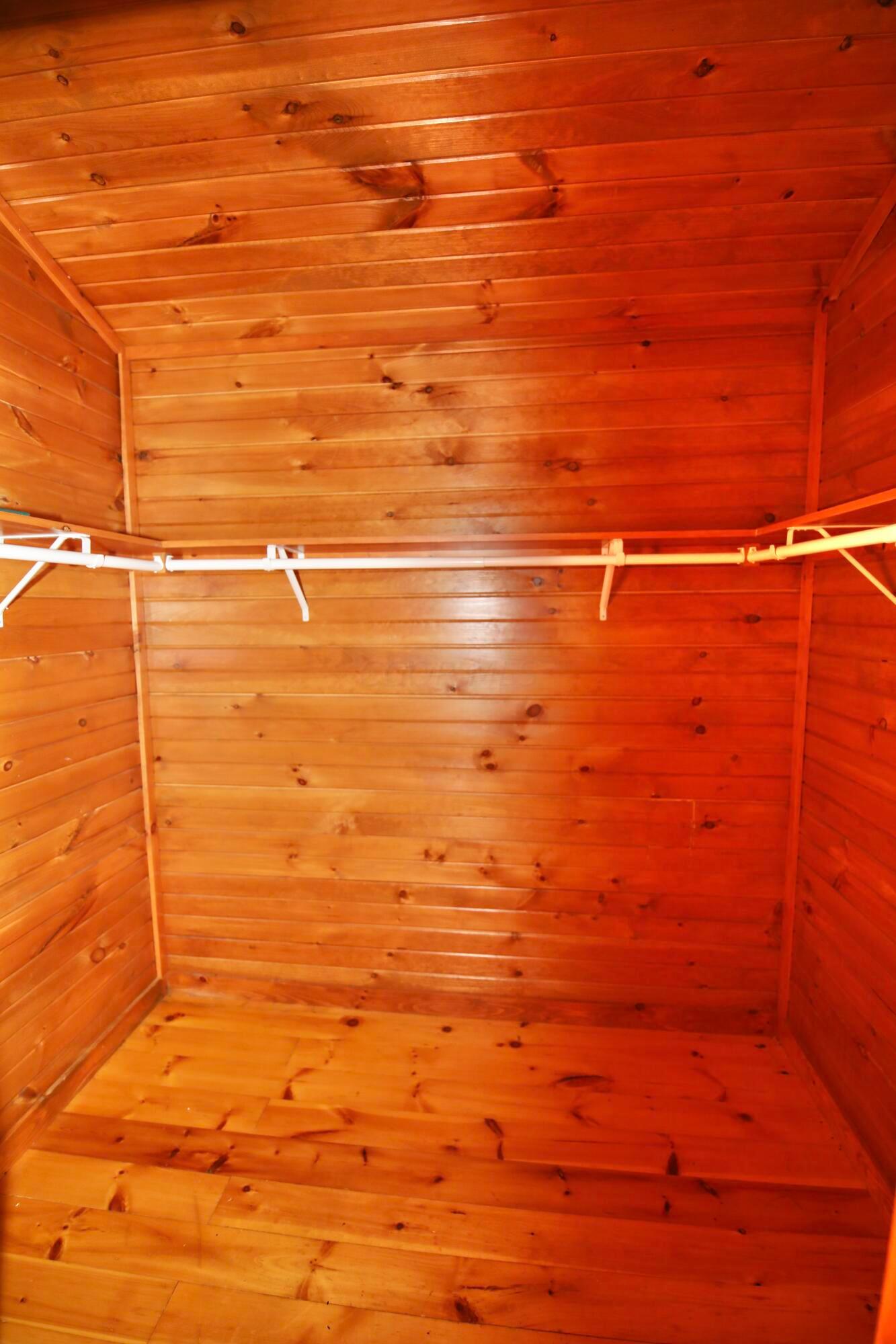 538 Armstrong Road Delaware, OH 43015 - Photo 33 of 109 2nd floor bed 1 closet