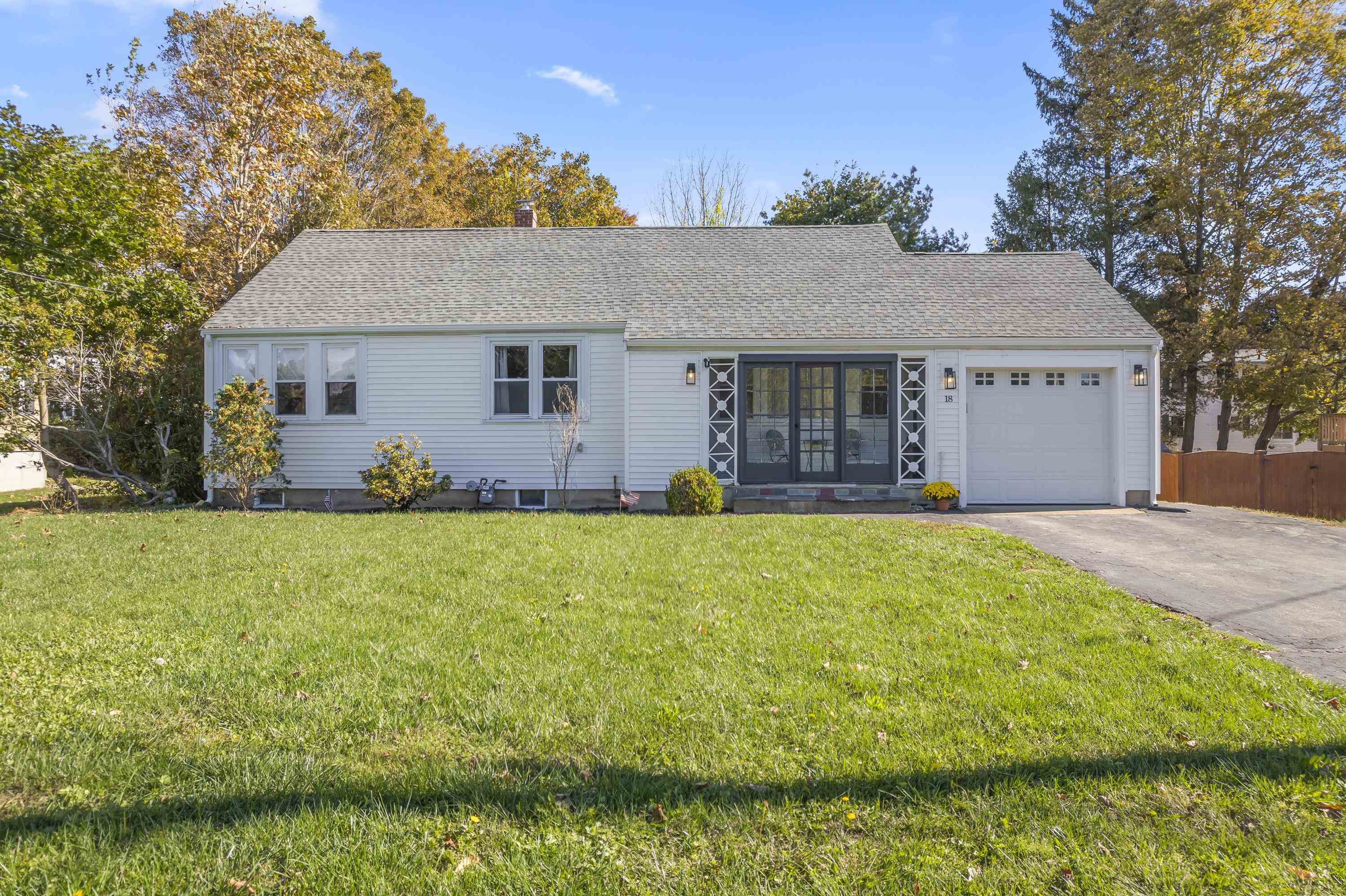 18 Bellamy Road Dover, NH 03820 - Photo 1 of 37