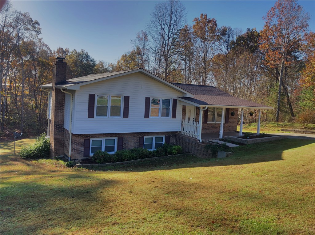 111 Country Acres Road Walhalla, SC 29691 - Photo 2 of 32 Gallery Image 2
