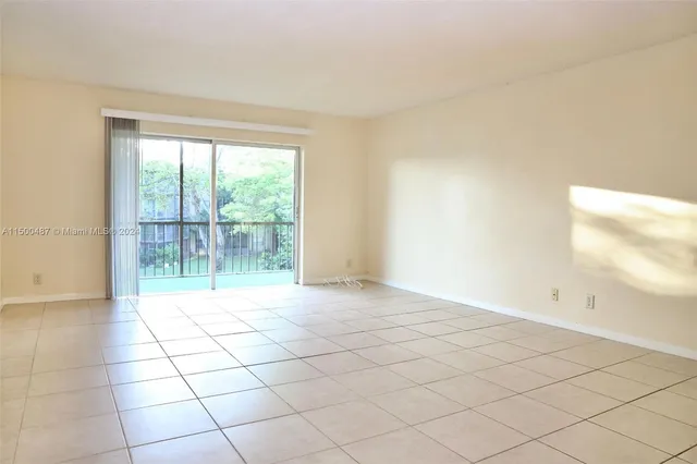 $78,500 | 6001 North Falls Cir Drive, Unit 309, Lauderhill, FL 33319
