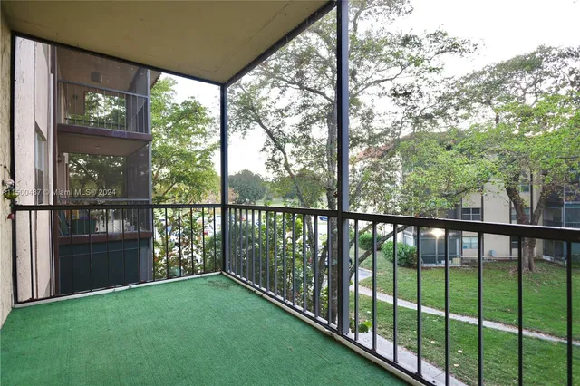 $78,500 | 6001 North Falls Cir Drive, Unit 309, Lauderhill, FL 33319