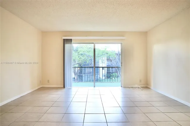 $78,500 | 6001 North Falls Cir Drive, Unit 309, Lauderhill, FL 33319