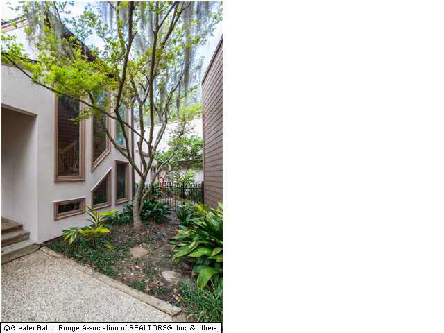 1221 Applewood Road Baton Rouge, LA 70808 - Photo 4 of 31 Gallery Image 4