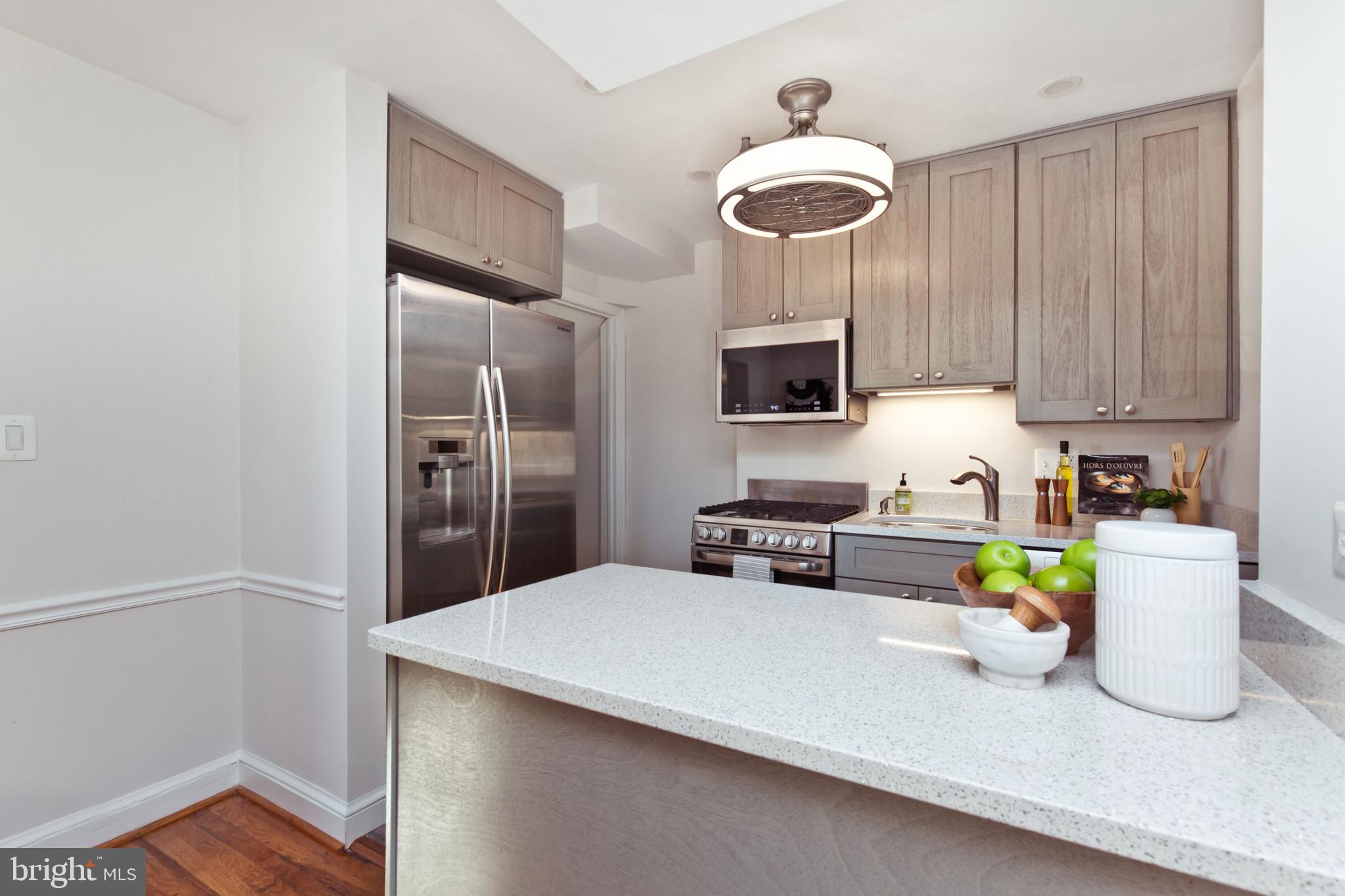 5501 7th Road South Arlington, VA 22204 - Photo 8 of 28 Gallery Image 8
