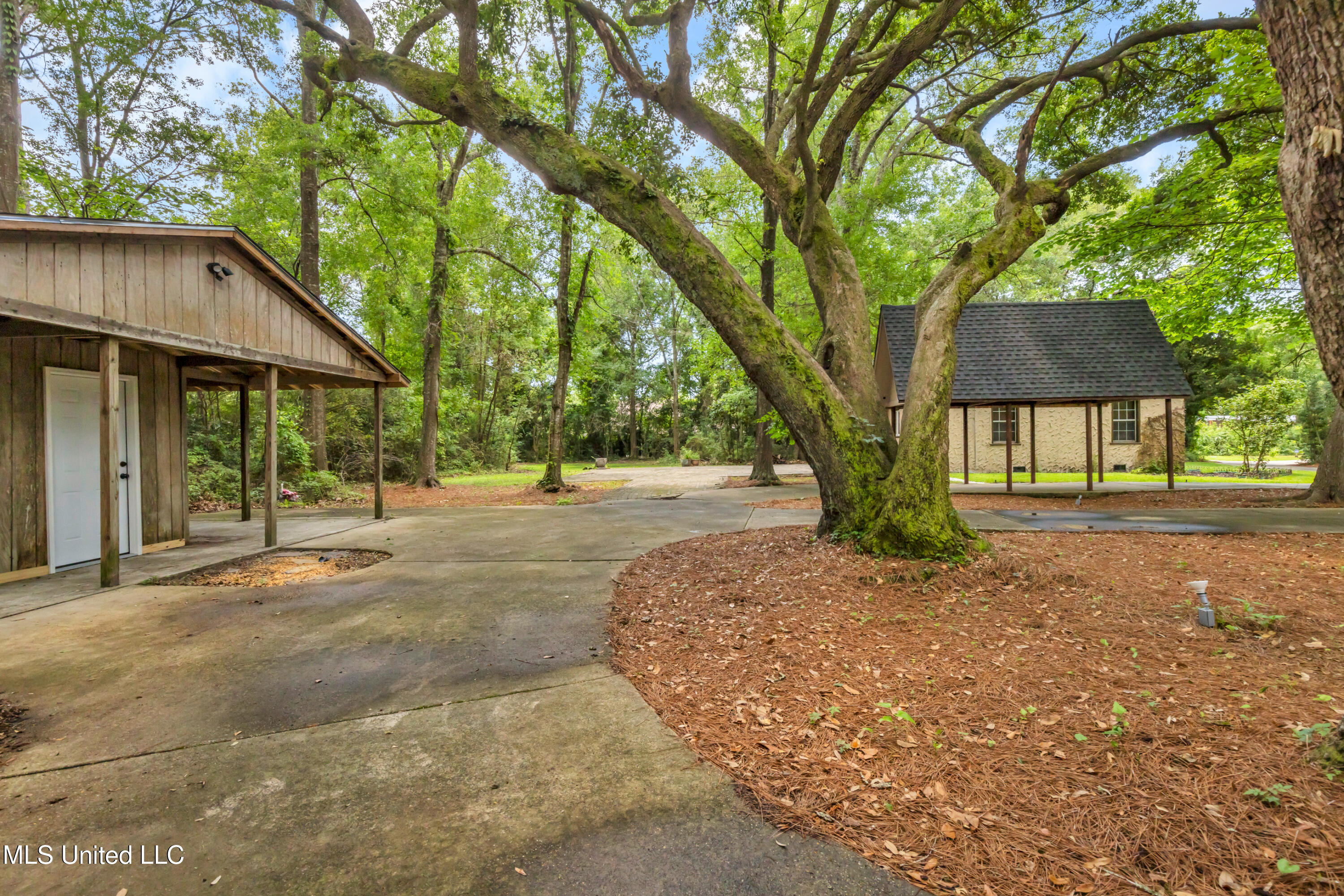 6200 Ridge Road Ocean Springs, MS 39564 - Photo 34 of 42 6200RidgeRd-34