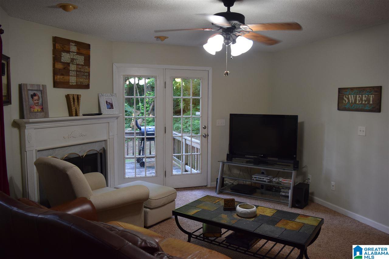 1089 Poplar Trail Warrior, AL 35180 - Photo 3 of 20