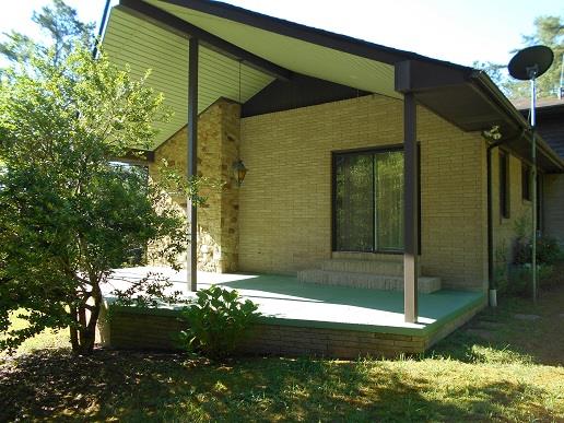 201 Post Road Waverly, TN 37185 - Photo 16 of 16 PATIO AREA JUST OFF THE DINING ROOM