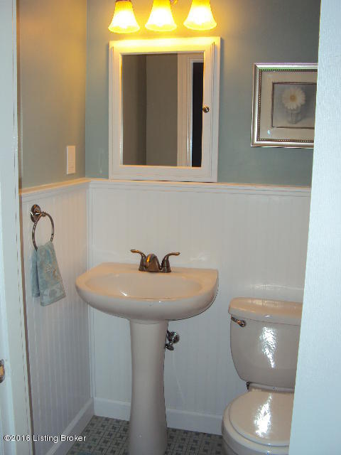 7644 3rd Street Road Louisville, KY 40214 - Photo 31 of 56 DSC02507