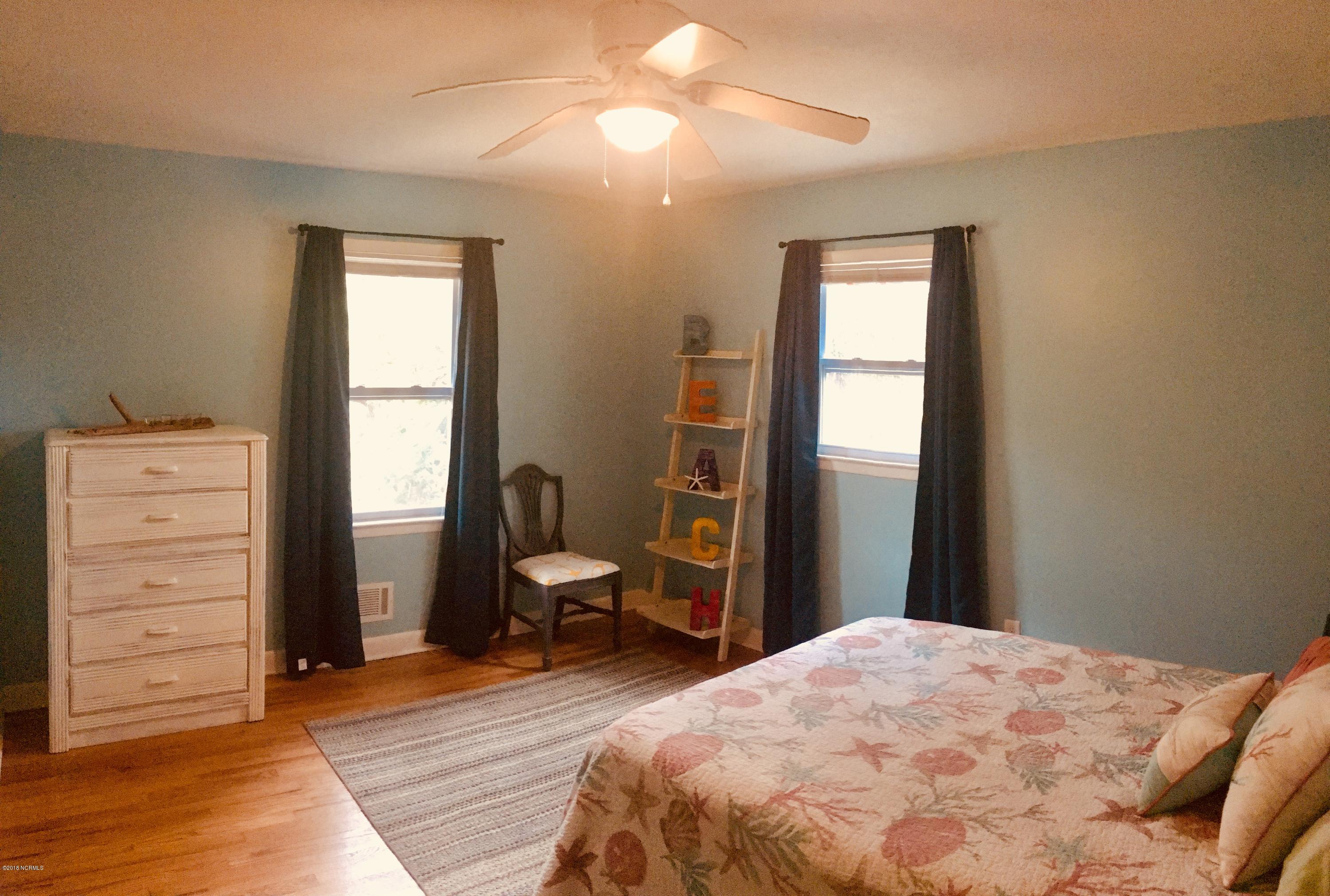 1430 Robin Hood Road Wilmington, NC 28401 - Photo 18 of 35 BR2