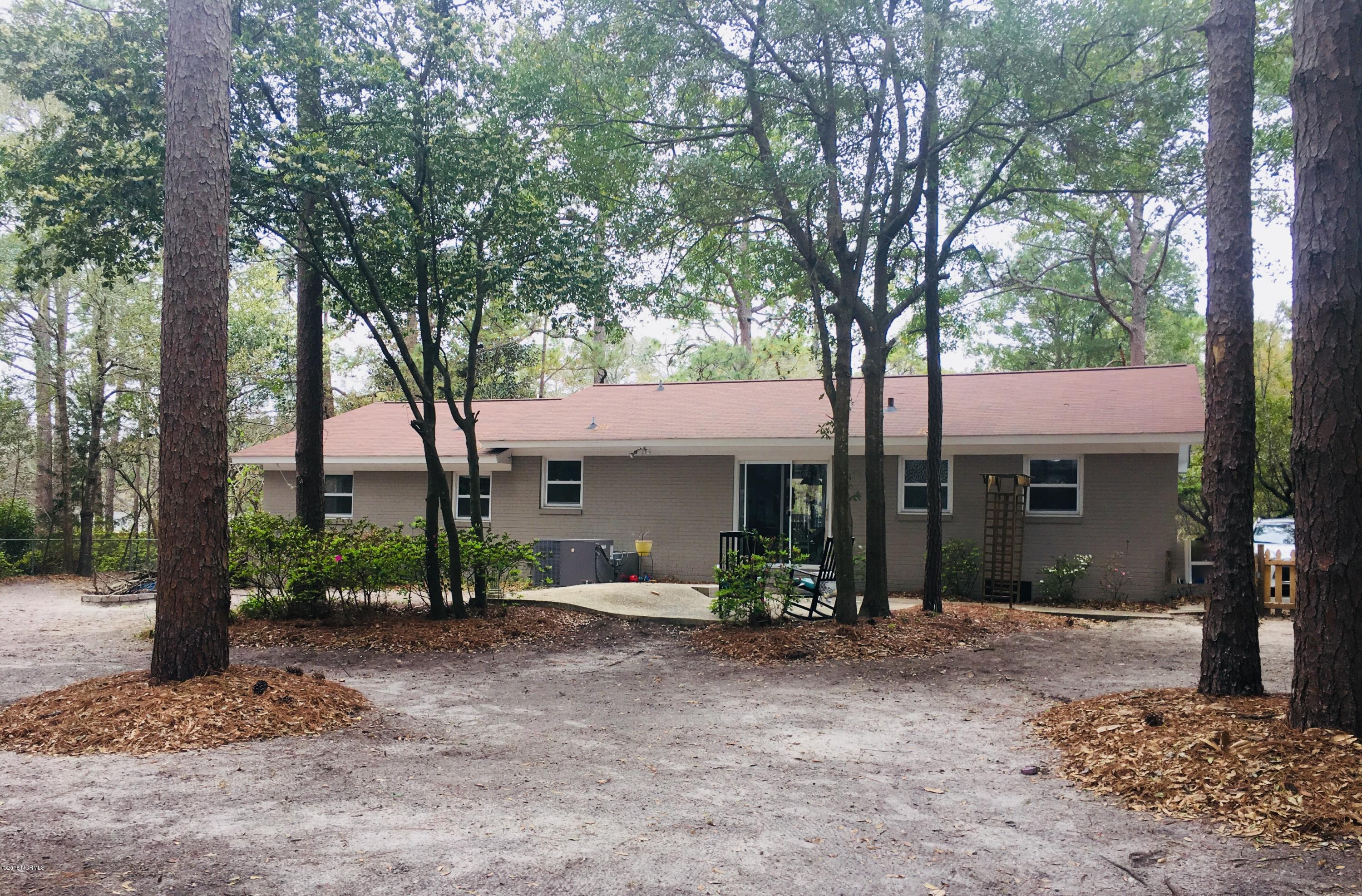 1430 Robin Hood Road Wilmington, NC 28401 - Photo 32 of 35 BACKOFHOUSE