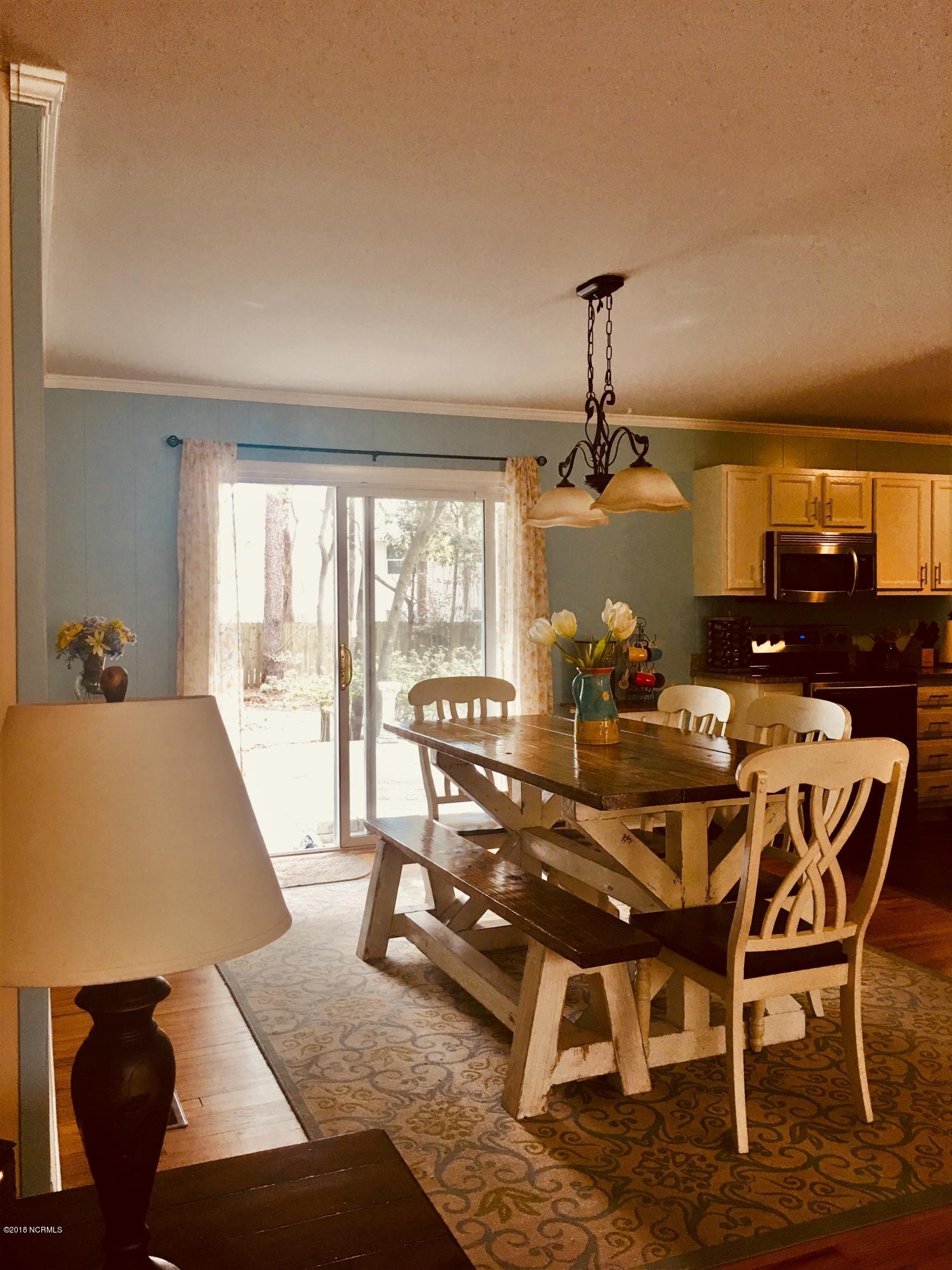 1430 Robin Hood Road Wilmington, NC 28401 - Photo 6 of 35 DINING 2